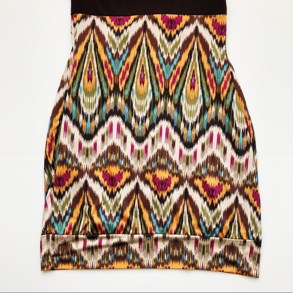 Brown dress with pattern details. Size small - Picture 8 of 8